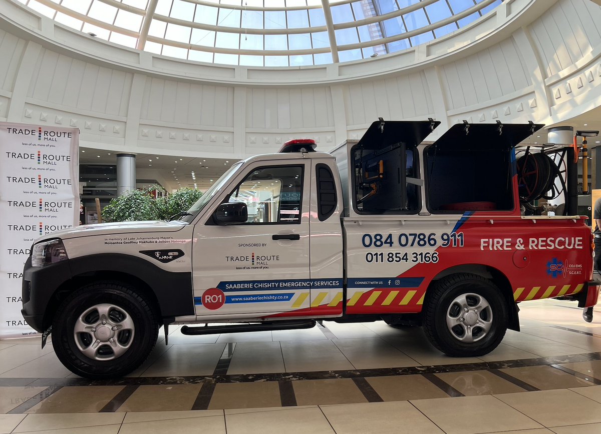 FaizelPatel143's tweet photo. [LISTEN] Joburg Mayor Mpho Phalatse Lauds Trade Route Mall for Donating Fire Truck to Saaberie Chishty @mphophalatse1 @CityofJoburgZA @David_S_Tembe #TradeRouteMall #SaaberieChishty #Lenasia 

https://t.co/HNO7R1DjEO https://t.co/Hz1z7SpHCV