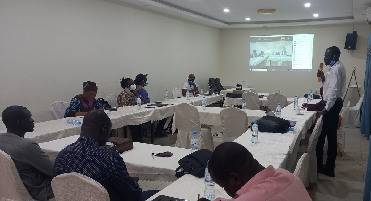 UNFPASouthSudan's tweet photo. Partners, line ministries and agencies of Government and UNFPA, hold a consultative meeting to discuss priorities of the 4th GoSS/UNFPA Country Prog. Doc (2023 – 2025);build on results of the Extended 3rd CP & align with #SouthSudan dev priorities & UNFPA #TransformativeResults. https://t.co/L7ysZHv8Jn