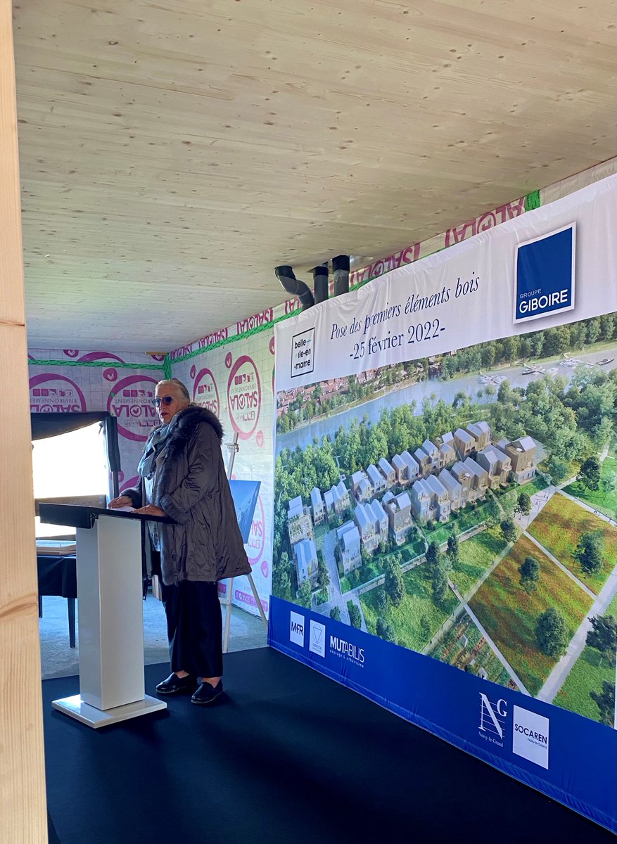 spl_SOCAREN's tweet photo. @B_Marsigny et @OBiancarelli ont inauguré ce matin les 1ers éléments bois de l’opération Belle-île-en-Marne à NLG
 
Ce projet exceptionnel se développe au cœur du Parc aux Oiseaux et accompagne le paysage de la Marne 

Un projet qui place la qualité d’usage au cœur de la démarche https://t.co/xquXVmu3Ey