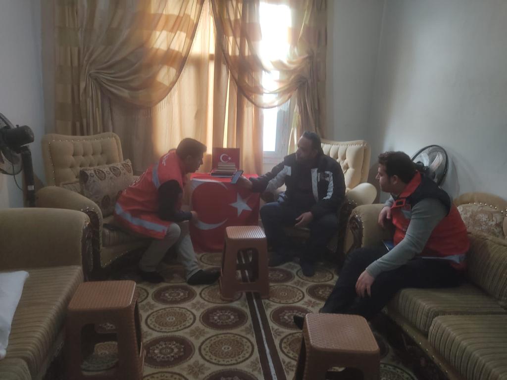 AkcakaleShm's tweet photo. Barış Pınarı Harekatında İlçemize düşen havan mermisiyle şehit olan Akçakale doğumlu Suriyeli ailenin çocuğu 10 aylık Muhammed Omar Şaar’ın ailesine ziyarette bulunarak ailemizin talep ve hayır dualarını aldık.
@deryayanikashb @ashb_sehitgazi @Abdullah_Erin47 @hasanbilici63 https://t.co/gneoiEo2Cq