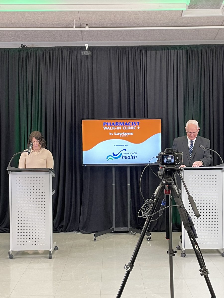 NSHealthHub's tweet image. Michelle Stewart, Clinical Pharmacist at @lawtonsdrugs, shares the transformational impact this partnership will have on the patients she sees every day. Join us live: nshealthinnovationshowcase.ca. #NSHealthInnovates