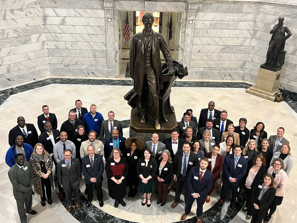 Linknky's tweet image. Look what made it down to Frankfort 👀 

We want to see your photos of you with NKY&apos;s newspaper. 

Just tag us on social and use the hashtag #LinkReader 🔥

📸 @LeadershipNKY