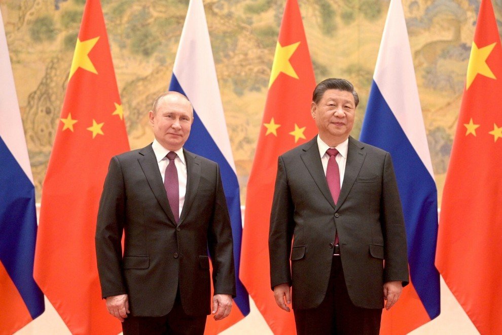 PabloAlvarez_uy's tweet photo. Ayer decíamos que faltaba la "conferencia" de Xi Jinping y era una señal. Hoy en llamada con él, Putin expresa la voluntad de una salida negociada.
Si 🇨🇳 es quien habilita y garantiza el diálogo (y no USA ni UE) se habrá consumado un giro espectacular en el orden internacional.📞 https://t.co/xovltGdu02