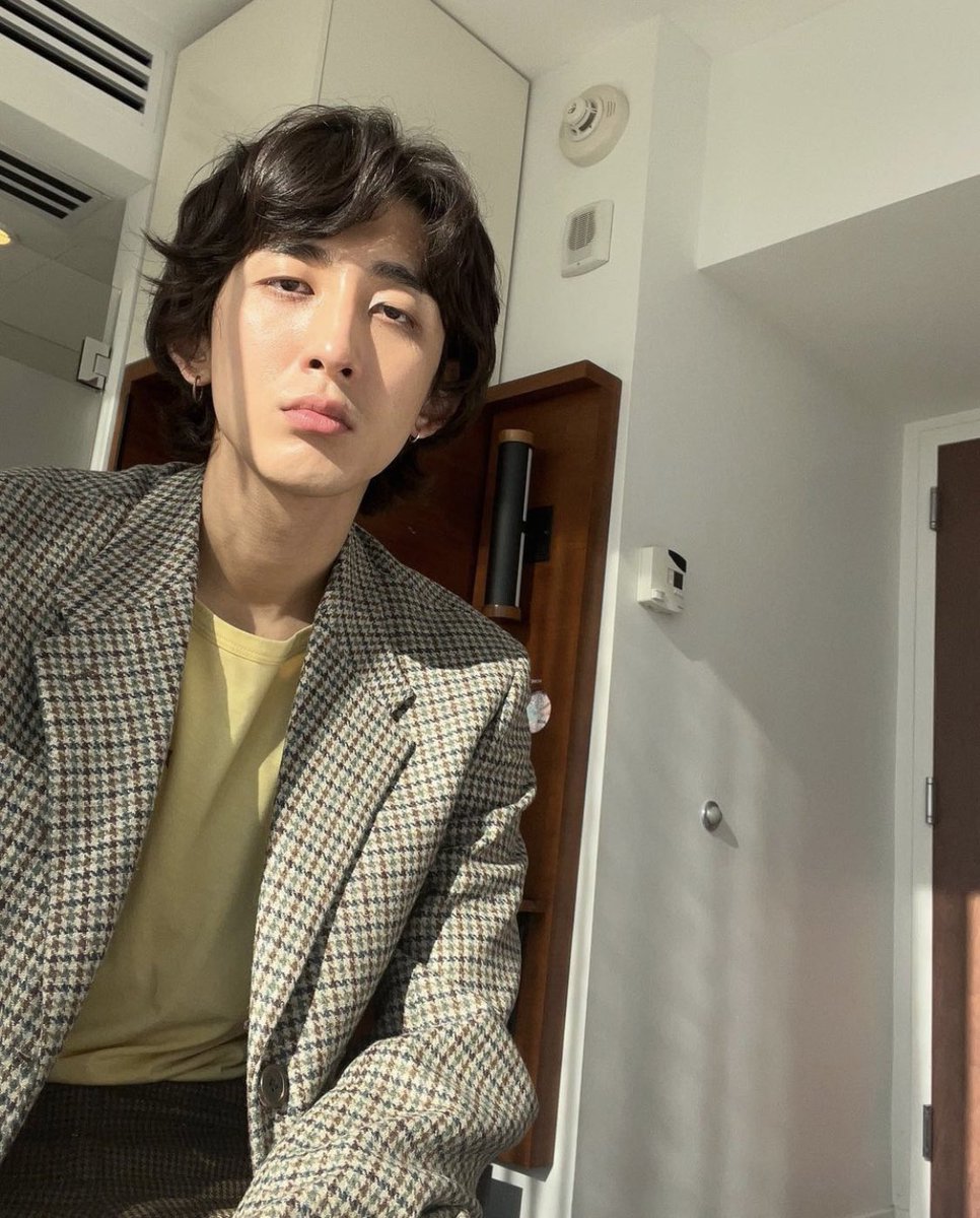 Welcome to this daily acc dedicated to Choi Junghoon. ❤️‍🔥 

I'll upload content everyday, hope y'all like and share your love and support to him and Jannabi. 

Please, RT to spread the word! ^^
