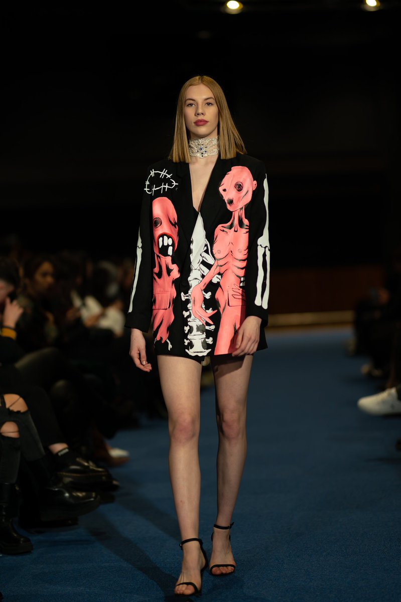 Olli Hull is a designer and artist residing in London. His AW22 collection is drawn from personal experiences as a Queer teenager.

Read about the collection on our website here: brokemagazine.co.uk/olli-hull-aw22…

#Fashion #LondonFashion #FashionMagazine #Magazine #Brand #AW22 #FashionWeek