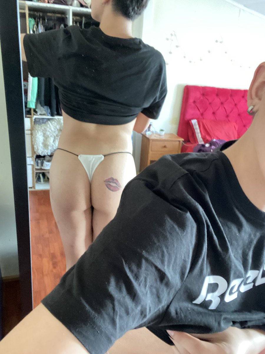 felipepertwink's tweet photo. Buenos días 🤭 despertando con ganitas 😳🙊 https://t.co/GDmrSL5CR6