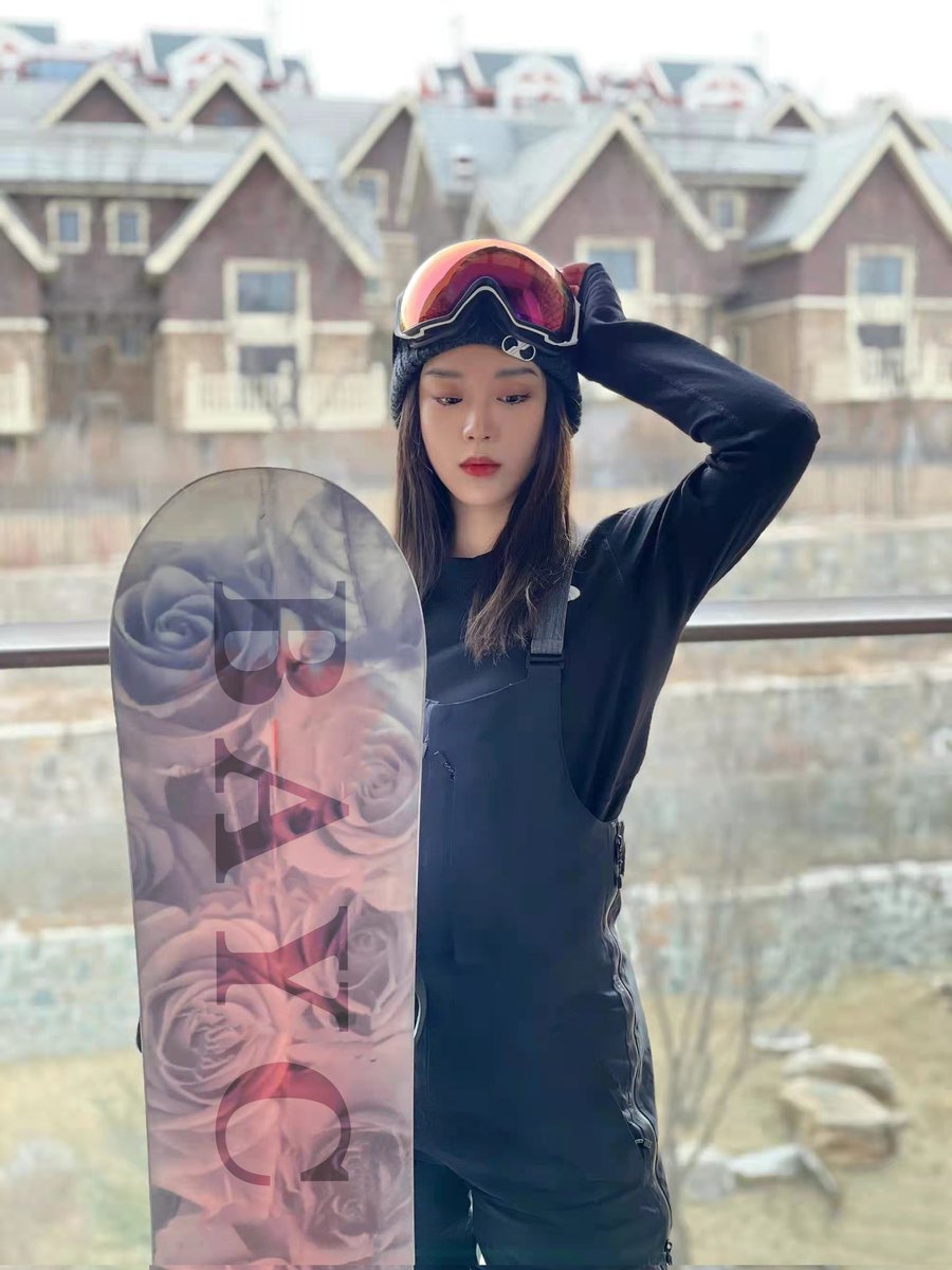 LovelyLiviaArti's tweet photo. Web2 me VS web3 me👑
Where's my @BoredApeYC fam?

#BAYC #NFTs #crypto #blockchain  #Metaverse #MetaFi  #metaverseface #MetaverseNFT #gamefi #web3 #apefollowape https://t.co/JV7zM8SaX4