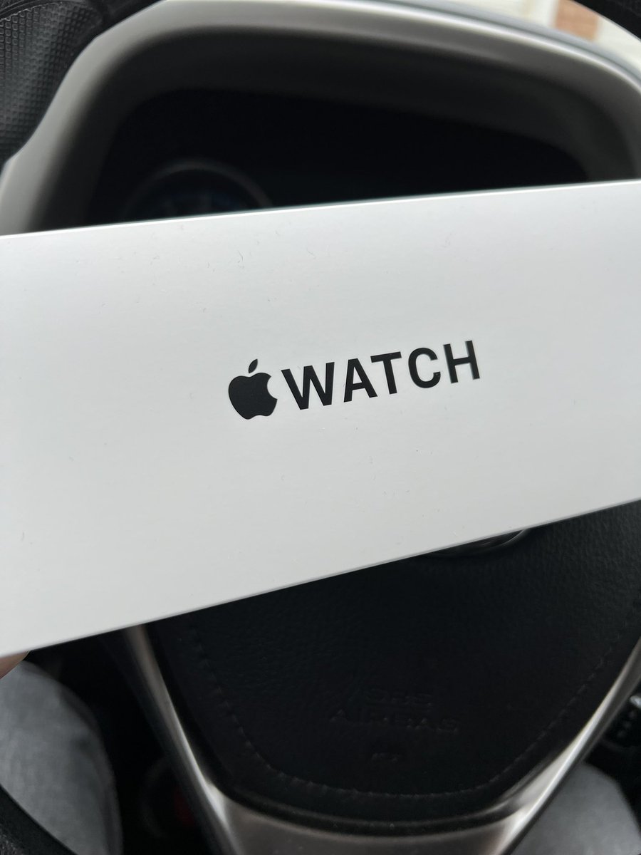 そういや、誕プレ渡して来た💨