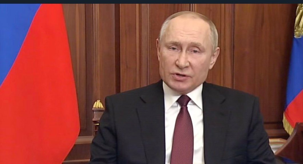 Gus_HL2's tweet photo. Julia Mengolini justificó la invasión de Rusia sobre Ucrania: "No quita lo bueno del proyecto político" https://t.co/CrpKqEIiWm