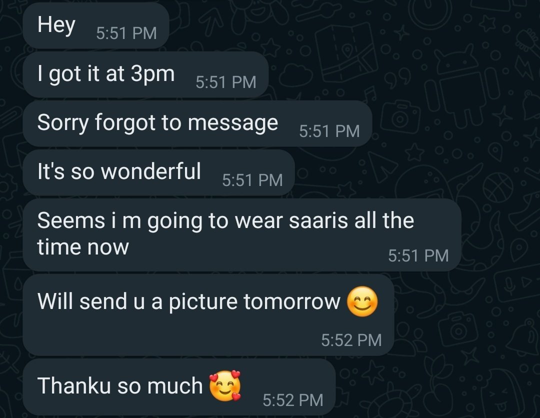 pocketsareewali's tweet photo. Order to delivery fr Mumbai to Gurgaon within 28hours! And the saree was customised as per her size! https://t.co/gYRR3sOqNE