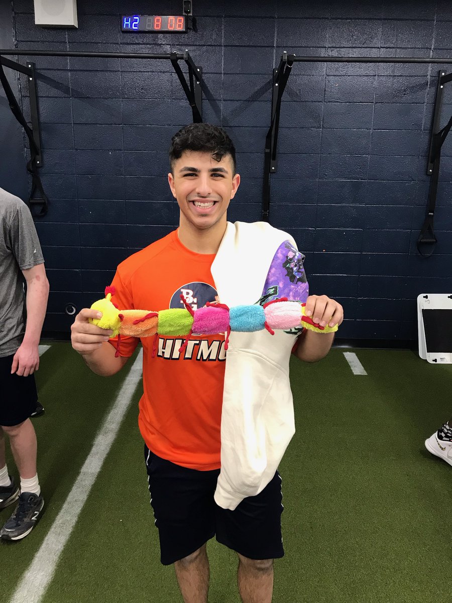 BGHITMEN's tweet photo. Michael Dellaquila was the #earntheworm winner today.  He absolutely killed it on the squat rack!    Have a great weekend men!  Let's come back ready to work on Monday.   Be safe and stay healthy. #212together #ThisIsTheWay https://t.co/SnVOB5gVSF