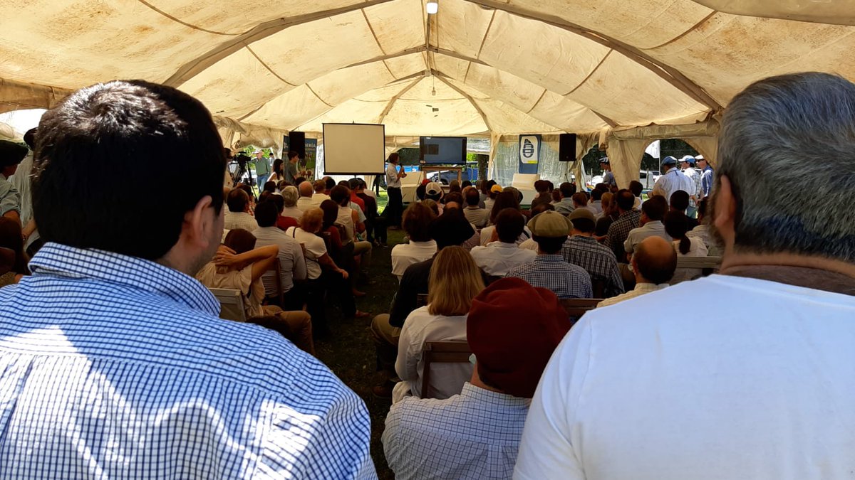 Plan Agropecuario (@planagro) on Twitter photo #Ahora Pablo Etcheberry 🇦🇷 expone sobre manejo sustentable de un predio ganadero, mediante el pastoreo selectivo, en la Jornada "Ganadería Sustentable con Pastoreo Racional", en la <a href="/SocRuralDurazno/">Sociedad Rural de Durazno</a>, en el marco de la <a href="/expodurazno/">Expodurazno</a> 2022.
#sustentabilidad #ganadería #Ahora Pablo Etcheberry 🇦🇷 expone sobre manejo sustentable de un predio ganadero, mediante el pastoreo selectivo, en la Jornada "Ganadería Sustentable con Pastoreo Racional", en la <a href="/SocRuralDurazno/">Sociedad Rural de Durazno</a>, en el marco de la <a href="/expodurazno/">Expodurazno</a> 2022.
#sustentabilidad #ganadería