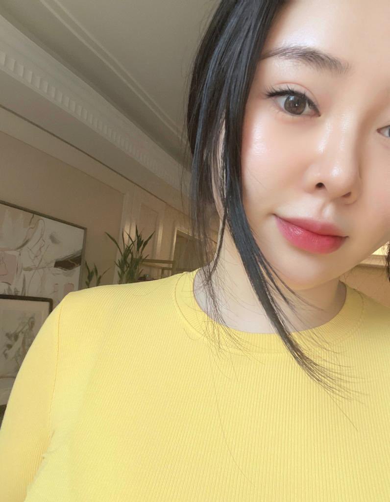 A beautiful day begins with a smile in the morning.

•
•
•
🆒 #selfie #selfienation #toptags #selfies #instahub #me #queenselfie #pretty #handsome #instaselfie #selfietime #bestselfiepics #shamelessselefie #selfienation #selfiegram #thehub_portraits #like #selfienation