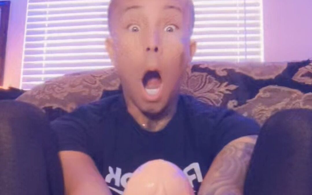 ?New video: watch now! ?

?Femboy rides huge 12" dildo & self-fucks wet bussy? [1440p] 

?https://t.co/FQW3OvcVwP?