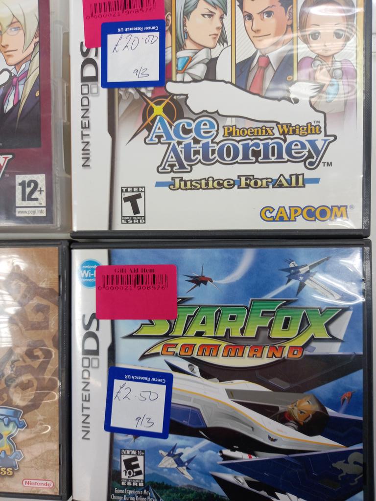 Any #Nintendo fans about in #bath today? Well we have some of the best selling series in the shop right now, with Legend of zelda #starfox and #AceAttorney.
 #Zelda36th #Zelda #NintendoDS #gamer #gaming #games #Charity #animation #anime