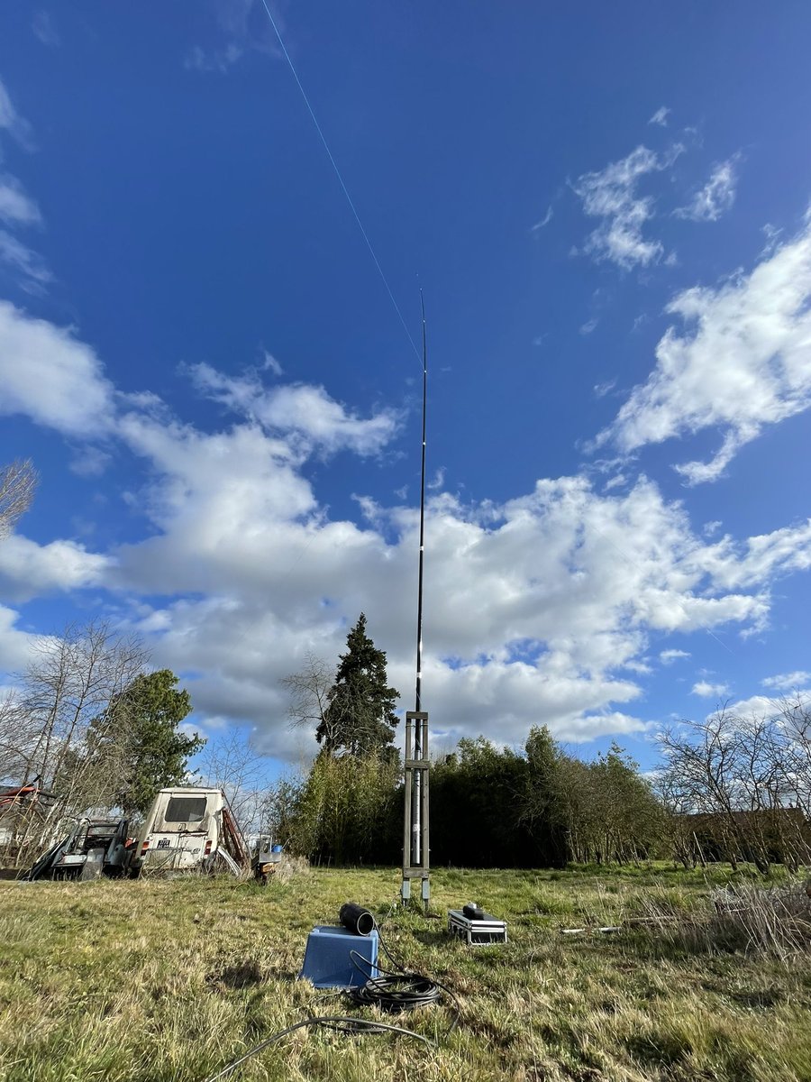 dxfmfr's tweet photo. We are ready ! TM2B ! Le 03 ! #refssb #ref #hamradio #contest https://t.co/wXDA2imLnX