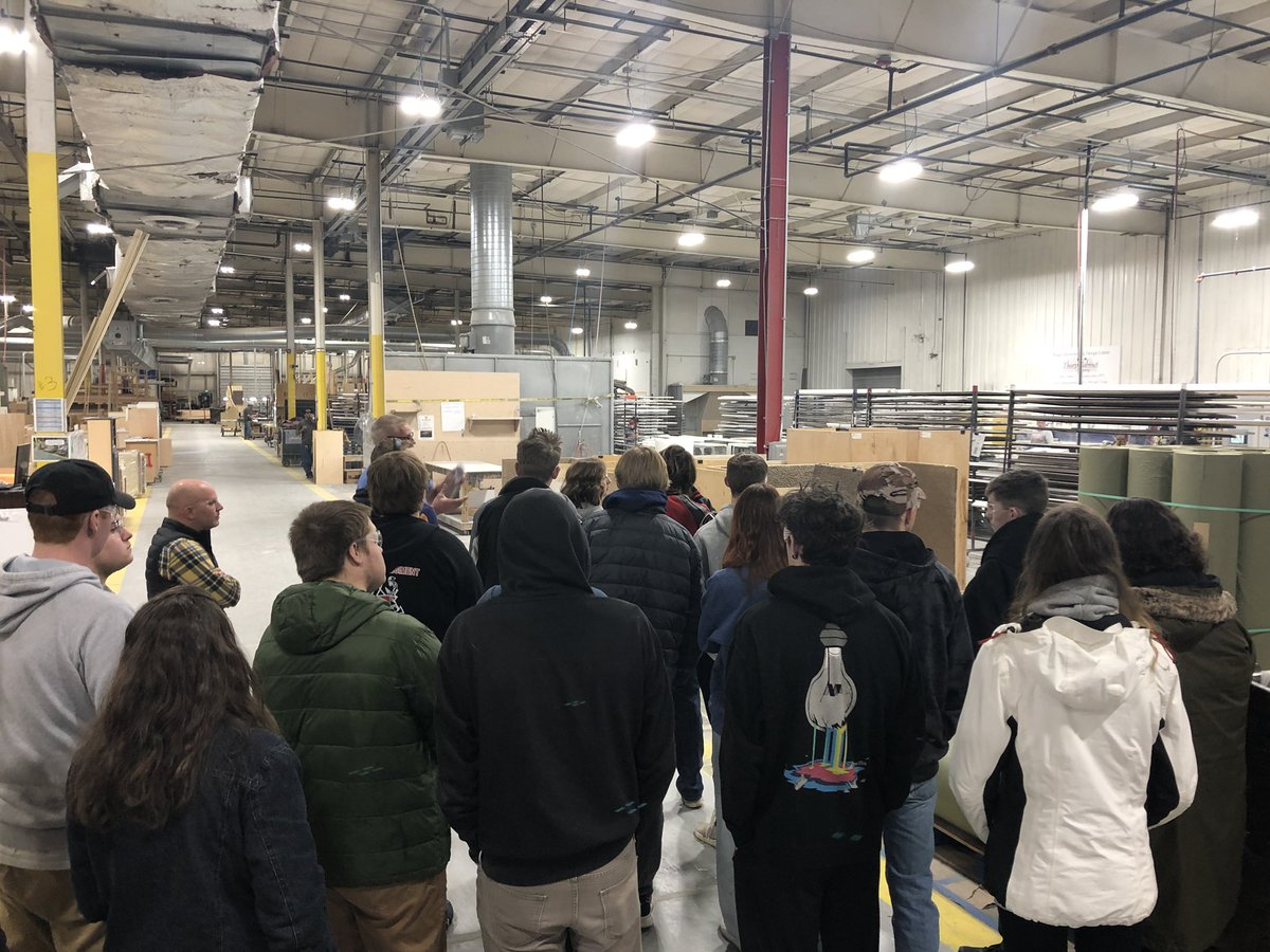 CampusThompson's tweet photo. Thank you Tharp Cabinetry for taking the time to show all of our Manufacturing &amp; Design students your amazing site! The students loved seeing the state of the art equipment and how the skills they are learning at TCC translate to careers. @tharpcustomcabinetry @ThompsonR2J https://t.co/xEwwiibgAa