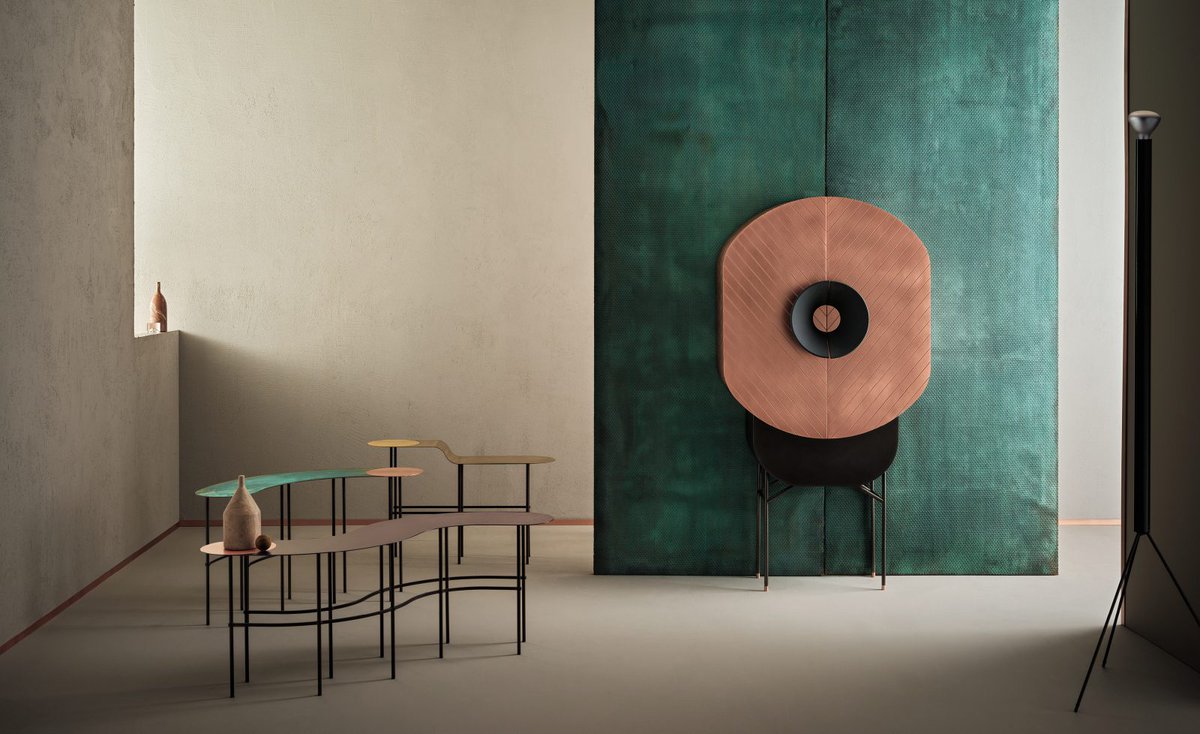 LozziSrl's tweet image. Contenitore "scenico" con abito di rame
#DeCastelli #metalli #Polifemo #ElenaSalmistraro