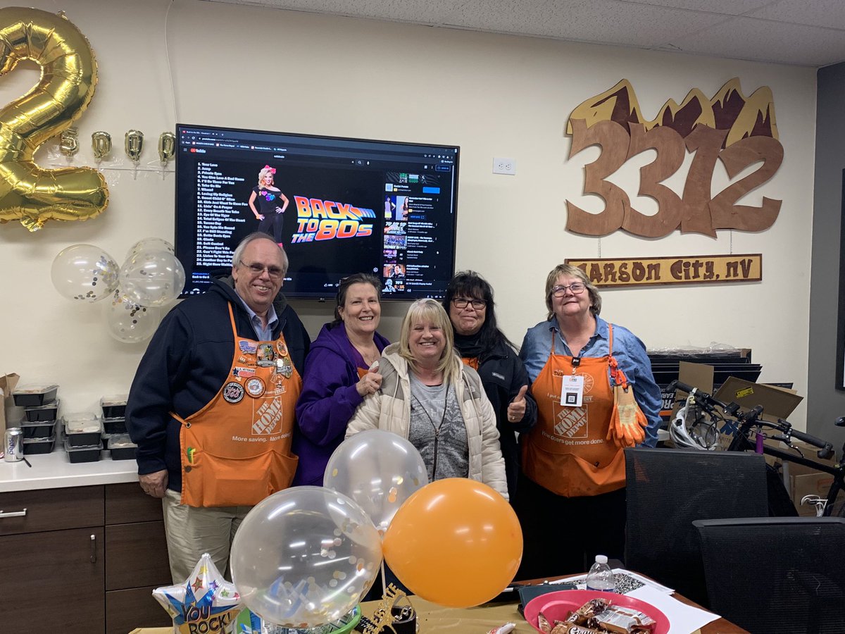 Congratulations 3312 cashiers on front end recoveries and celebrating achieving $25,000 mark.