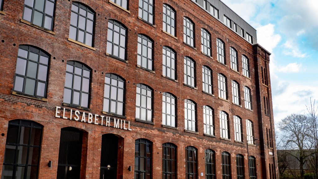 DeTrafford tweet media