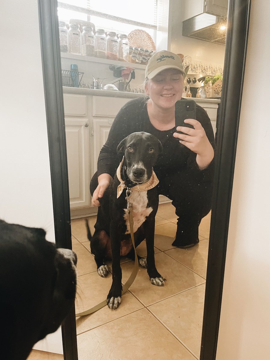 Please tell me Twitter is for dusty mirror selfies 🥺