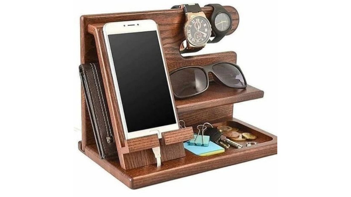 pittsburghspray's tweet image. Let’s make this weekend a productive one, yeah? Here&apos;s a nice wood organizer you can make this weekend from @woodworker.newbie. So simple, even a first-timer can do it!
.
.
.
#simplediywoodprojects #diywoodprojects #woodworkingproject