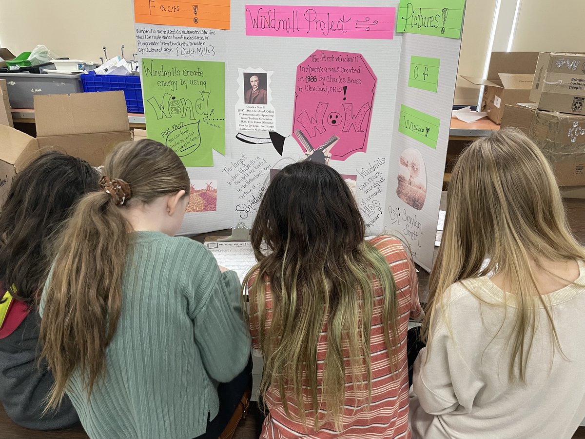 EastatW's tweet photo. Students chose an I Can statement to teach others something about our world, and each student wrote down their authentic learning during a gallery walk.We can all feel the excitement, pride, and amazement of knowledge! @WalkerNxGL #wawmproud #studentsbecomingteachers https://t.co/acyan5j62m