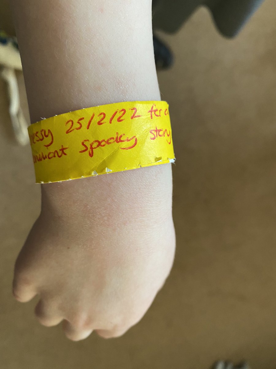 Slightly_Foxed's tweet photo. When your (almost) 5yo daughter comes home from school with a commendation for writing a “brilliant spooky story” about ghosts disguised as humans in a lighthouse #superproud #chipoftheoldblock https://t.co/FgrBTlW19J