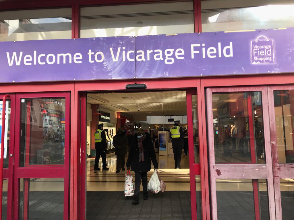 Barking & Dagenham MPS (@mpsbarkdag) on Twitter photo 👀 Lots of #Police <a href="/Vicarage_Field/">VicarageField</a> working with #security & #CCTV. We are #Projectservator and we’re recruiting eyes and ears to help us identify criminals and terrorists. If you see something that doesn’t look right ACT #ActionCountersTerrorism #Barking <a href="/lbbdcouncil/">Barking and Dagenham Council</a> <a href="/MPSAbbeyKG/">Abbey Barking Police</a> 👀 Lots of #Police <a href="/Vicarage_Field/">VicarageField</a> working with #security & #CCTV. We are #Projectservator and we’re recruiting eyes and ears to help us identify criminals and terrorists. If you see something that doesn’t look right ACT #ActionCountersTerrorism #Barking <a href="/lbbdcouncil/">Barking and Dagenham Council</a> <a href="/MPSAbbeyKG/">Abbey Barking Police</a>