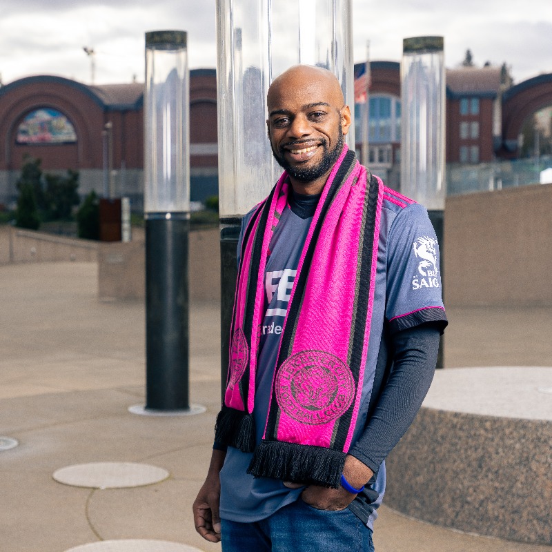 PLinUSA's tweet photo. Meet @MikeB253, a @LCFC supporter in Tacoma, Washington and family man who’s found another family in the club he loves 🦊

#PLFansOfAmerica #BlackHistoryMonth