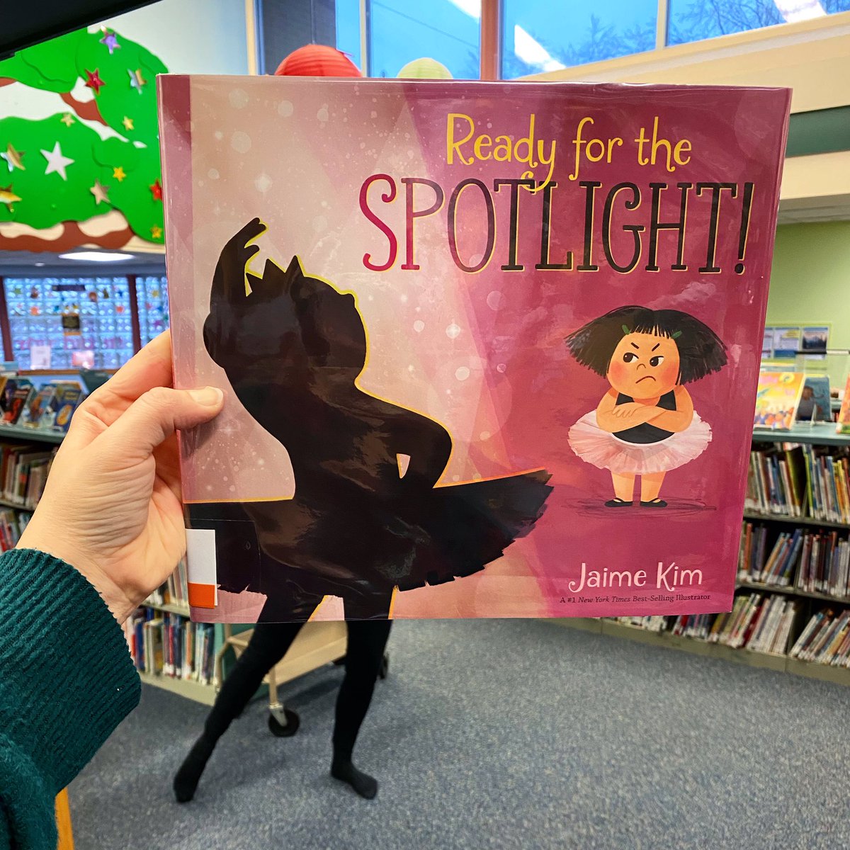 mclsnj's tweet photo. Our #bookfacefriday pick this week is “Ready for the spotlight!” by @jaimekimil! Check out this fun new #picturebook about sibling rivalry, ballet, and finding your free-form self.
#bookface #kidsbooks #bookfacelicious #librarybook #lovetoread #njlibraries #njlibrariesspotlight https://t.co/WZ99wJbZQk