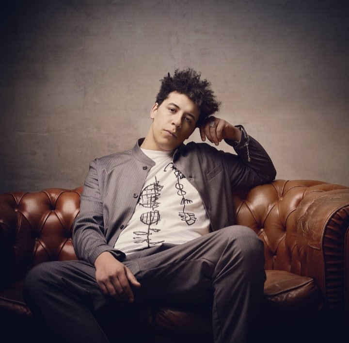 Dopo l'esperienza sanremese, Yuman si appresta a presentare l'ep "Qui". Sabato 5 marzo, all'<a href="/AuditoriumPdM/">Auditorium PdM</a> di <a href="/Roma/">Roma</a>, uno show che si preannuncia energico ed esplosivo.
<a href="/TommDiGiulio/">Tommaso Di Giulio</a> <a href="/LeaveMusic/">Leave Music</a> <a href="/polydoritalia/">Polydor Italia</a> <a href="/AgneseErmacora/">Agnese Ermacora</a> <a href="/clapaj/">Claudia Pajewski</a> <a href="/Luciaritrovato/">Lucia Ritrovato</a> <a href="/gioenesiro/">Giorgio Enea Sironi</a> <a href="/AstarteAgency/">Astarte Agency</a> #tv