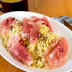 見た目的にもとっても美味しそう!「サッポロ一番塩らーめん」をペペロンチーノ風にアレンジしたレシピ!