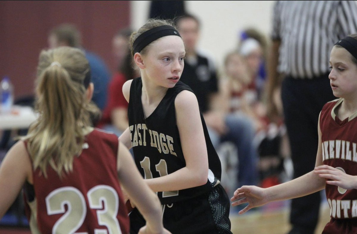 ⭐️SENIOR NIGHT <a href="/JennaRitzer/">Jenna Ritzer</a> ⭐️

Tonight we play for HER! Come check out our one and only senior tonight compete in her final conference game vs. Park! 

📍East Ridge High School
⏱9th-4:00pm, B/JV- 5:30pm &amp; Varsity- 7:00pm
🎟Hometownapp