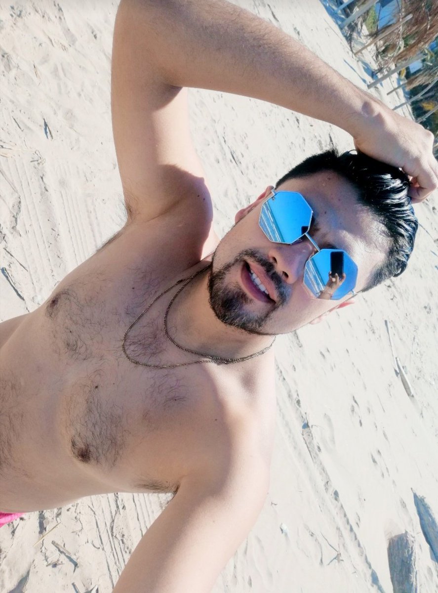 manuelitoalex's tweet photo. #vive https://t.co/wmD5epkh74