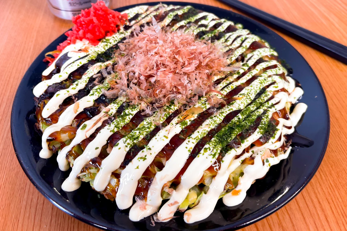 キャベツなど、たった3つの材料で作ることが出来る？！簡単でお手軽な「お好み焼き」レシピ！