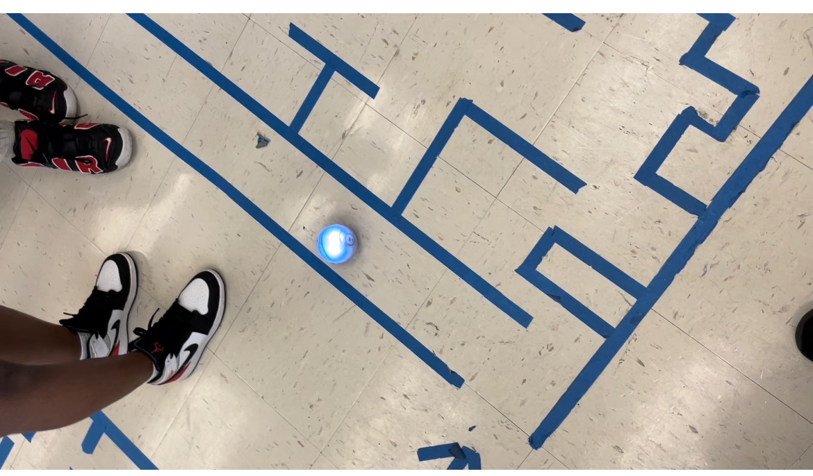 BrandeeNHarris's tweet photo. More A-Maze-ing things! @NewRenCavaliers @BrowardSTEM @BCPSInnovates @dpvils https://t.co/TZA80hQkn3