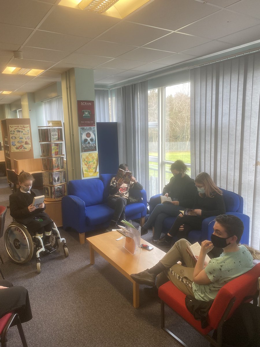 FridaySahs's tweet photo. Pupils enjoyed taking part in Reading and Gymnastics club this week! 📚🤸‍♀️ https://t.co/HGXsdQ0ON7