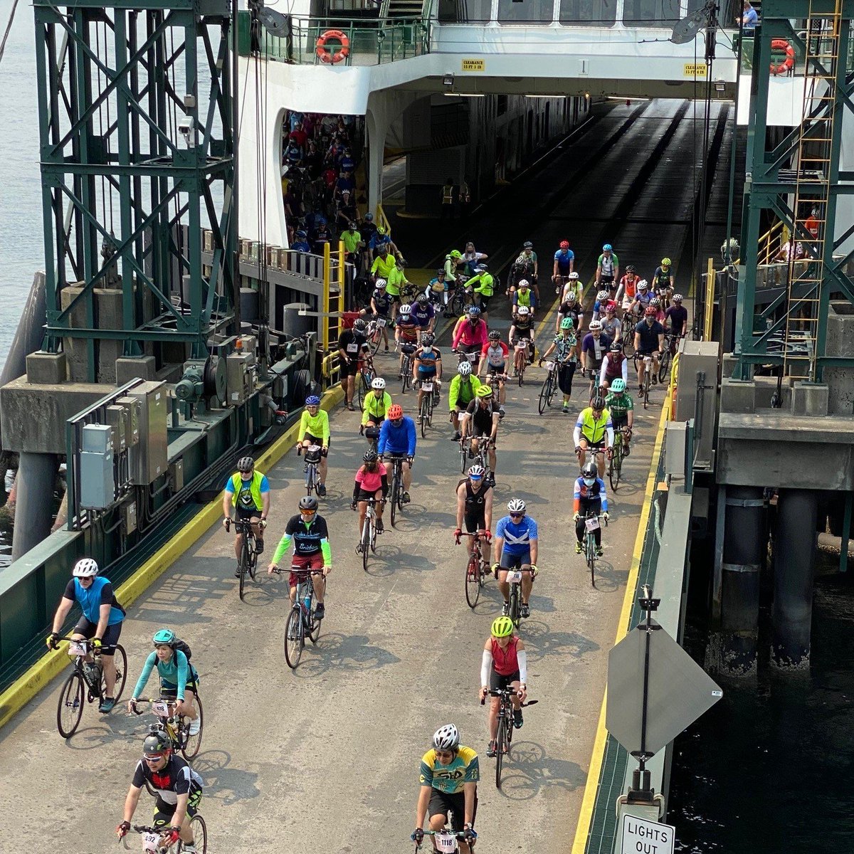 wsferries's tweet photo. Heads up if planning a trip on our #Seattle/#Bainbridge route Sunday, 2/27. More than 1,500 bicyclists expected for the @CascadeBicycle's #ChillyHilly. Plan for delays and expect limited vehicle capacity between 755a &amp; 935a from Seattle and between 1025a &amp; 355p from Bainbridge. https://t.co/w4HeRg2IDv