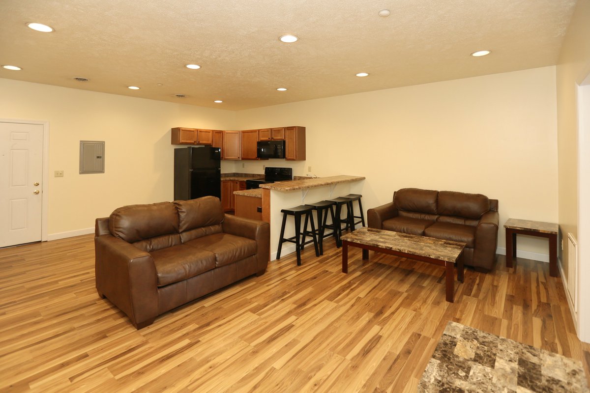 PhillySquare's tweet photo. What does your dream off-campus college apartment look like? Comment below and be sure to click the link in the bio for us to make your dreams come true. https://t.co/0PwDBdTEnT