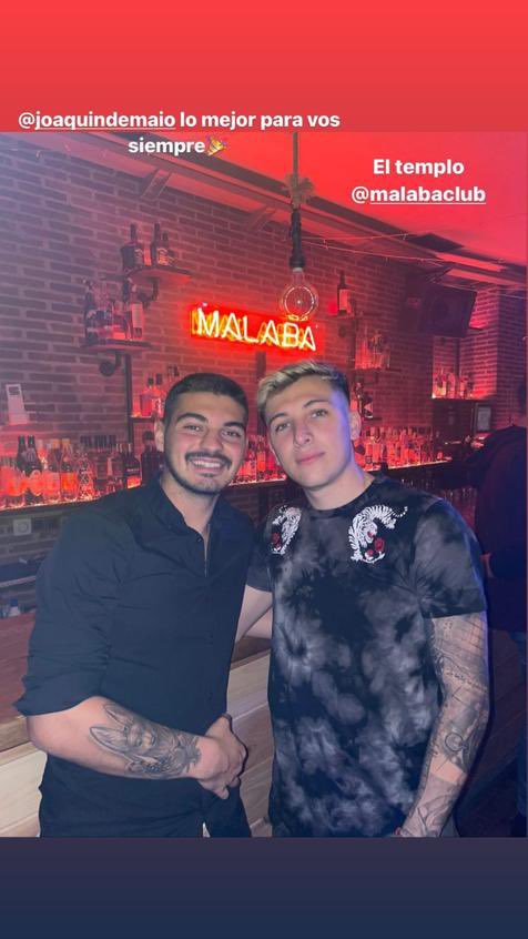 Juanmar23741295's tweet photo. Joaquin de maio con el padre que tiene fabrica de tambores. Hijos de puta estafadores https://t.co/eh4yd8bjVS