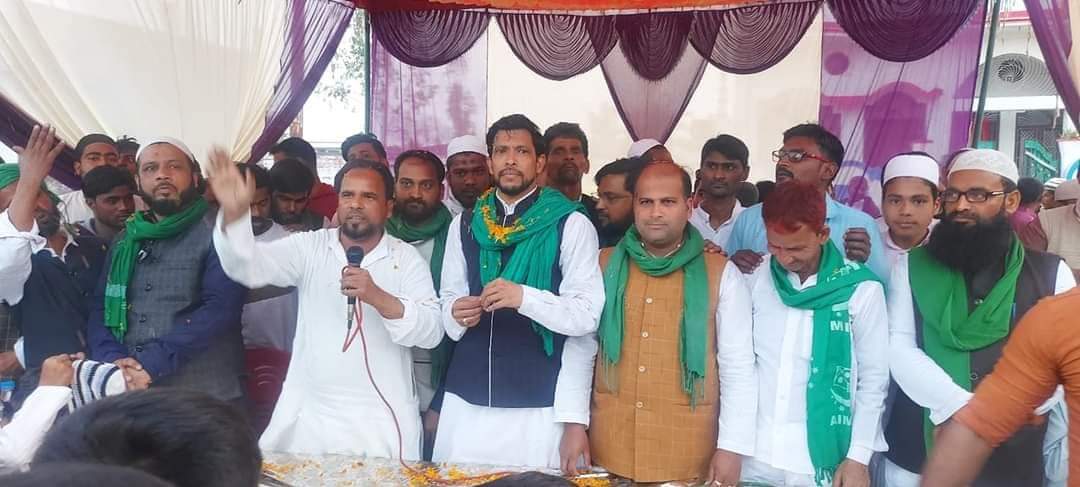 kamalAh97479322's tweet photo. टान्डा की आवाम ने ठाना है
@pathnaimim भाई को विधायक बनाना है
#Only_aimim https://t.co/3GOstcncuT