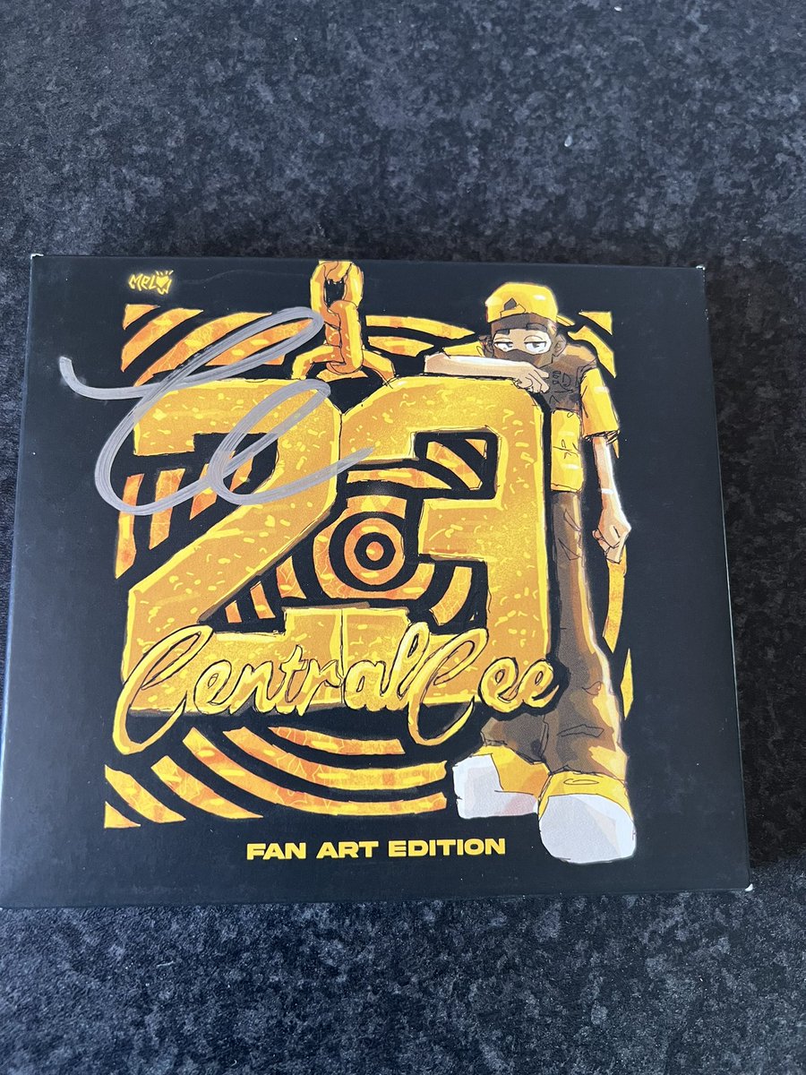 _Slix92's tweet image. Big up the signed album #CentralCee #23