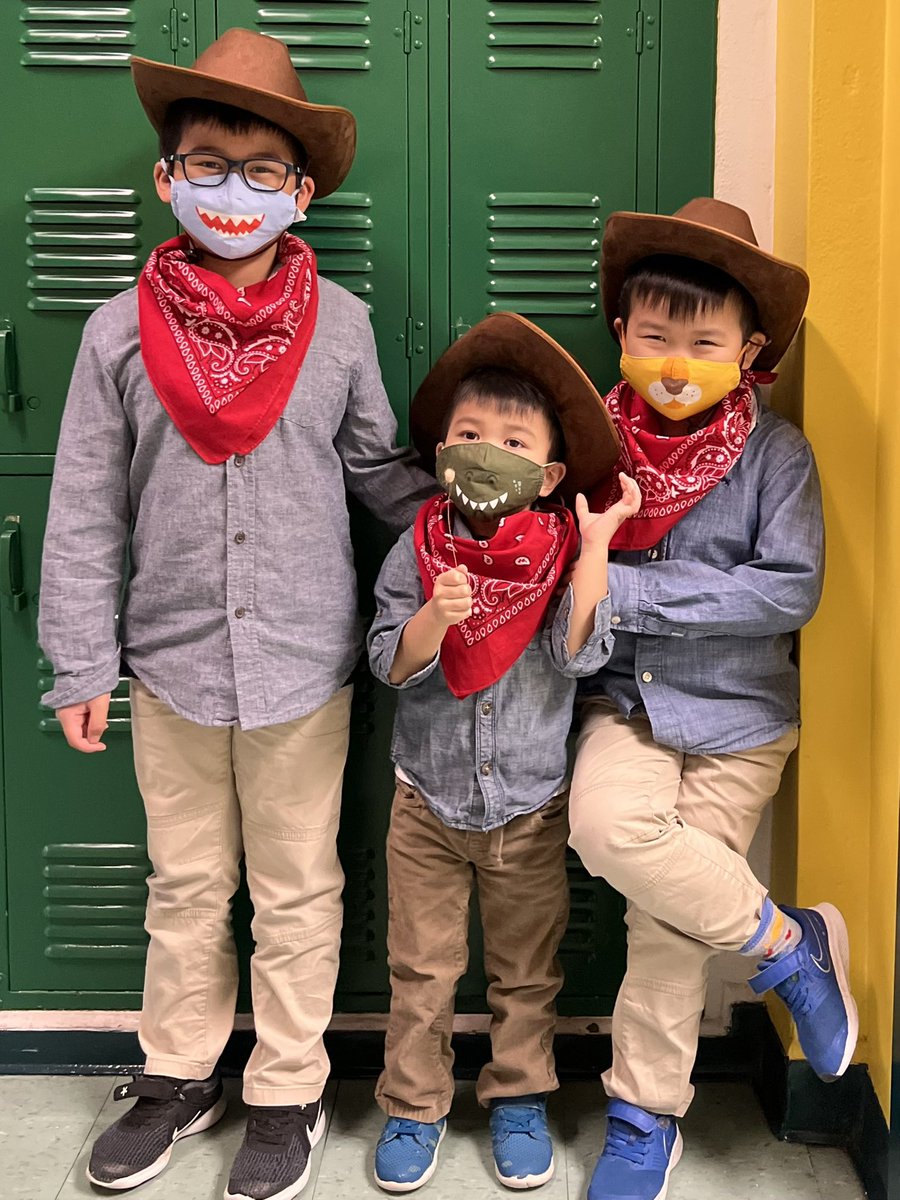 Check out these little @MemorialElm Mustang cowboys! 🤩 #GoTexanHISD #GoTexanDay #WeAreMemorialProud #HISDMemorialPTO