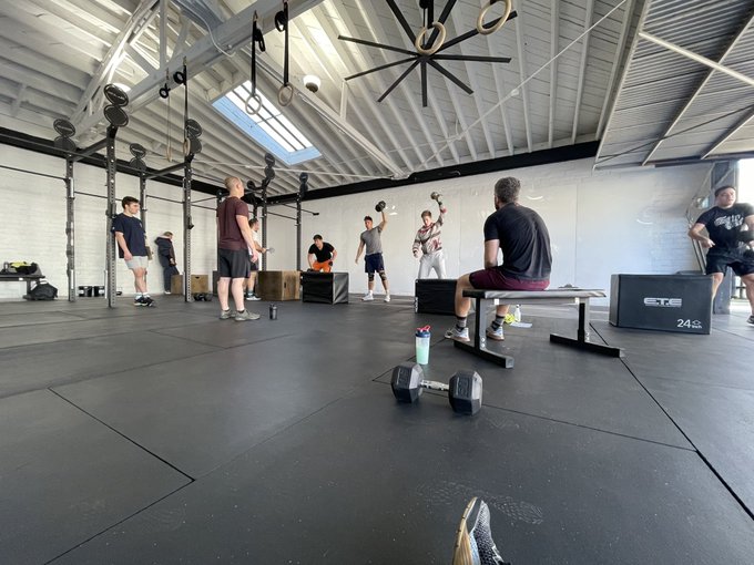 It&rsquo;s CrossFit open time I&rsquo;m entering in 35+ division wish me luck. Amrap: 3 wall walks 12 50lb db snatches