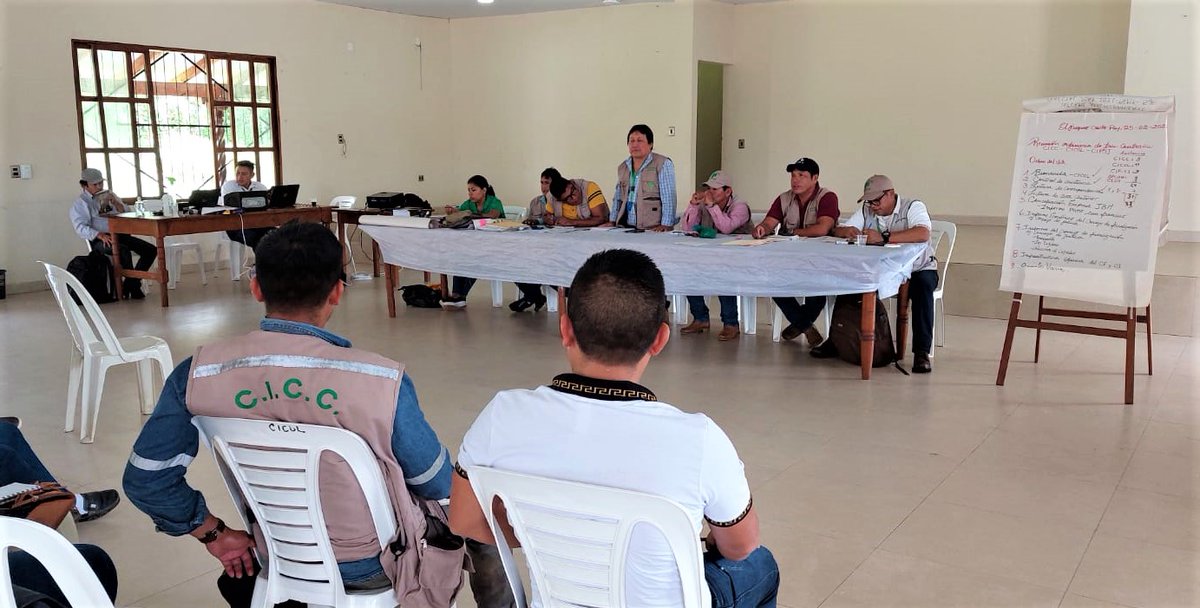 cejis_bolivia's tweet photo. Estamos en Lomerío (#SantaCruz) acompañando la reunión ordinaria de las tres centrales indígenas de la #Chiquitanía: Central Indígena de Comunidades de #Concepción (CICC), la Central Indígena de Comunidades Originarias de Lomerío (#CICOL)... (🧵👇) https://t.co/W3FsEBcrRH