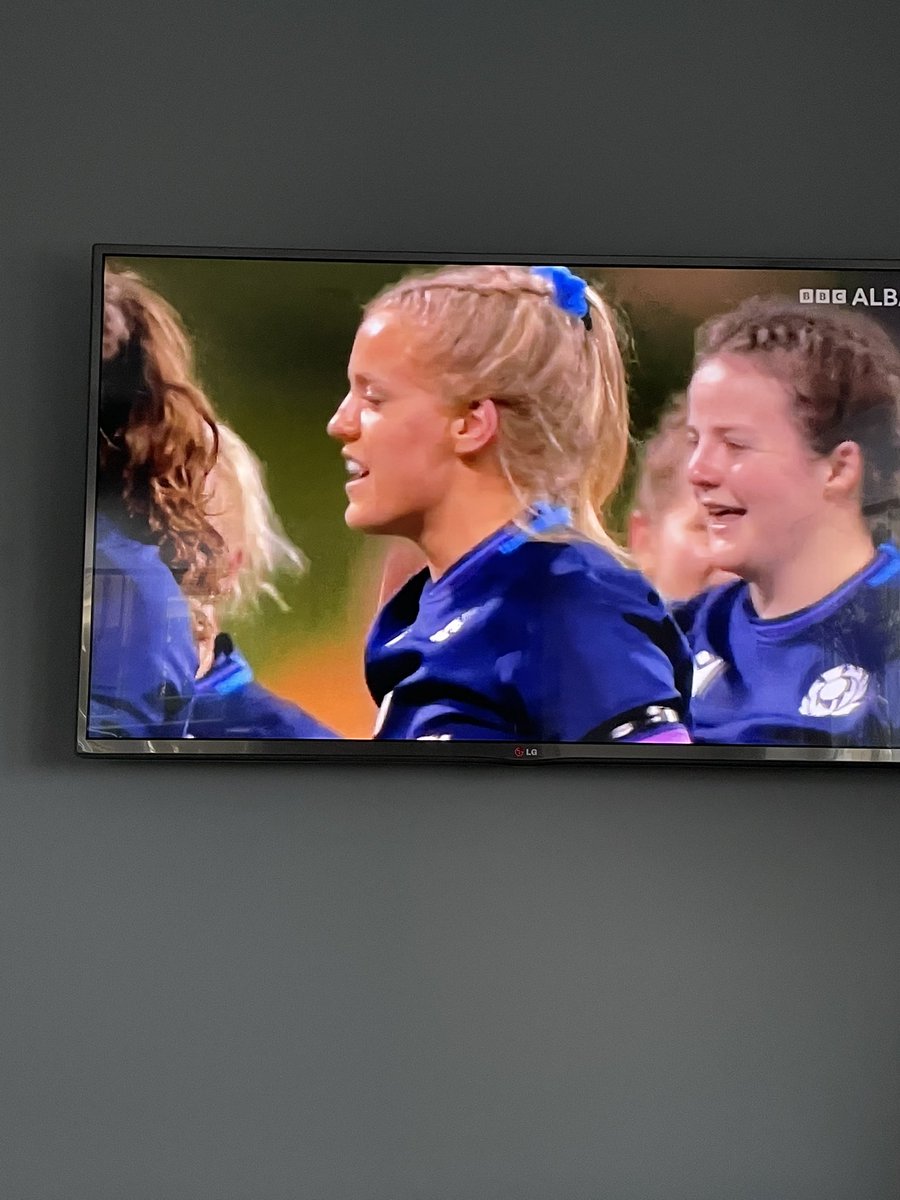 McLarenHSPE's tweet image. Number 19. Scotland Internationalist. Congratulations to former pupil Eva D who earned her first Scotland cap against Columbia! Next stop World Cup! What a super star! Well to Team Scotland on a fanatic result! 🏴󠁧󠁢󠁳󠁣󠁴󠁿💪🏻🏉 @Scotlandteam @McLarenHigh