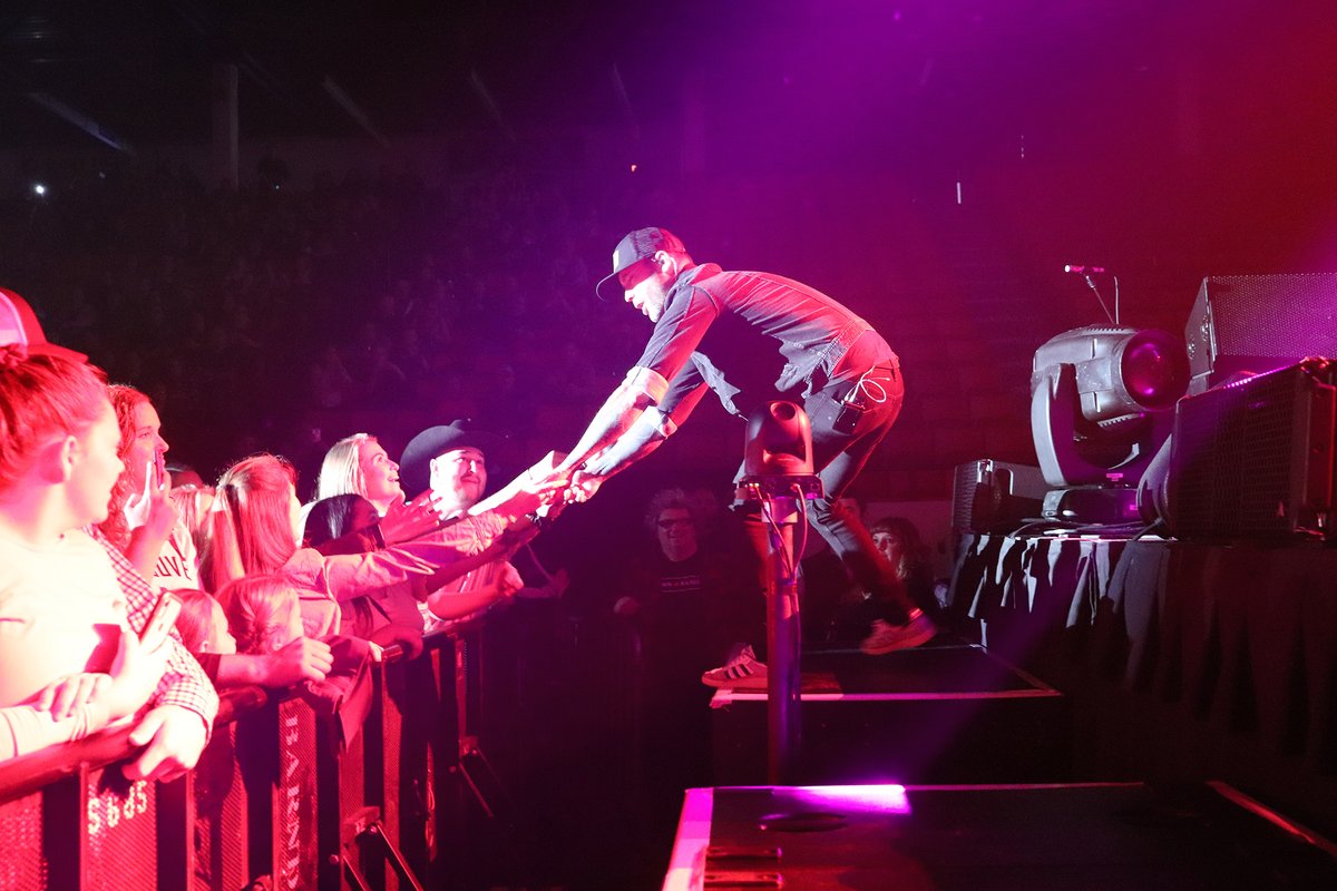 Keystone_Centre's tweet photo. Dallas Smith is coming BACK to Westoba Place on May 24th!

Get your tickets today at https://t.co/EWtnH20tdt https://t.co/TEOHY7tqP6