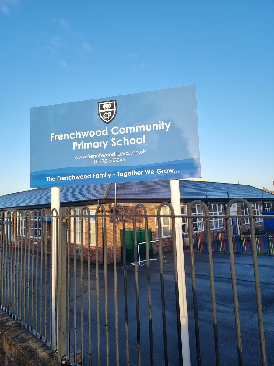 FrenchwoodAsOne's tweet photo. Looking stunning early this morning as the sun hit the new signs. 

Have you spotted any new changes around the building? 

#newbeginnings #frenchwoodasone https://t.co/h9CABXQ1oC