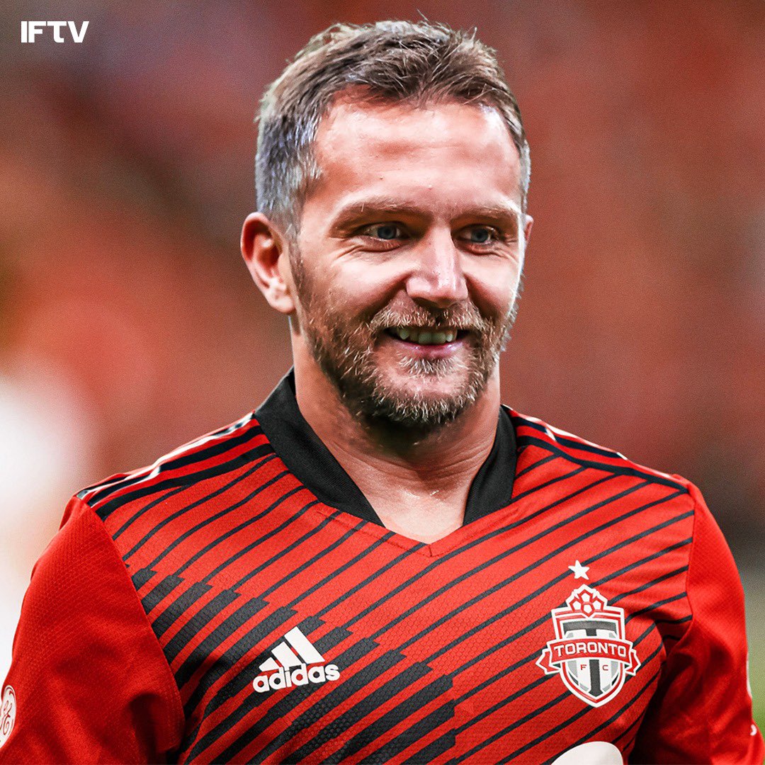 Criscito officially a member of TFC, turning down a directorship at Genoa  to sign in T.O.